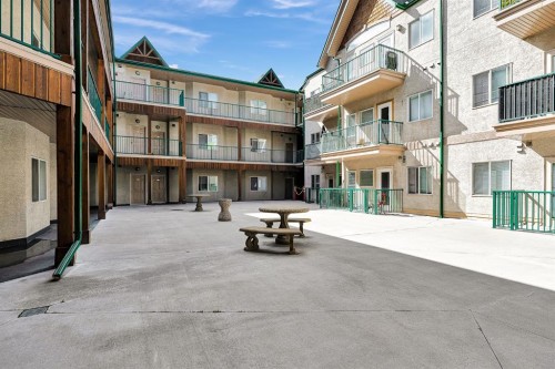 201-176 Kananaskis Way, Canmore, AB 