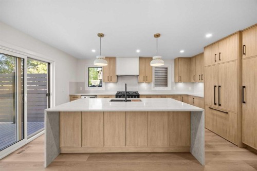 44 Canterbury Drive Sw, Calgary, AB 