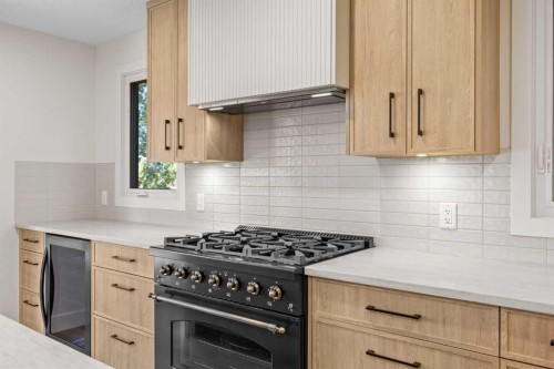 44 Canterbury Drive Sw, Calgary, AB 