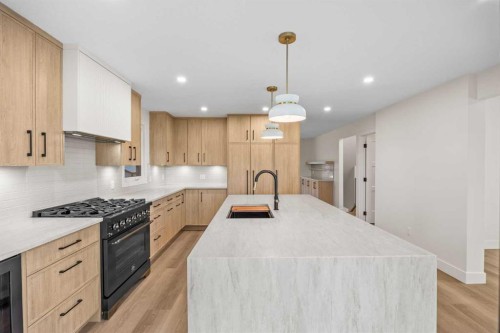44 Canterbury Drive Sw, Calgary, AB 