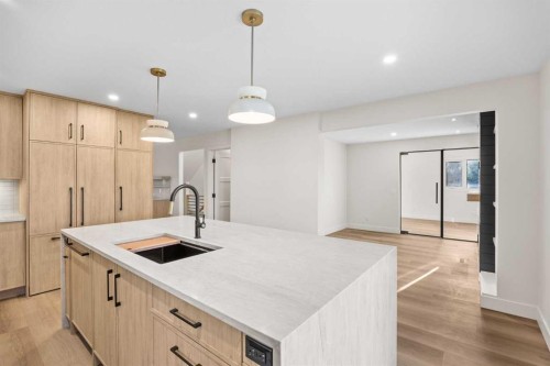 44 Canterbury Drive Sw, Calgary, AB 