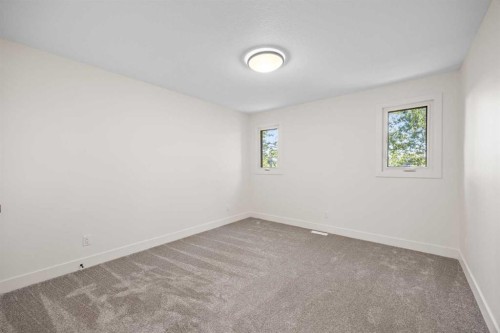 44 Canterbury Drive Sw, Calgary, AB 