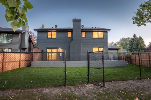 44 Canterbury Drive Sw, Calgary, AB 