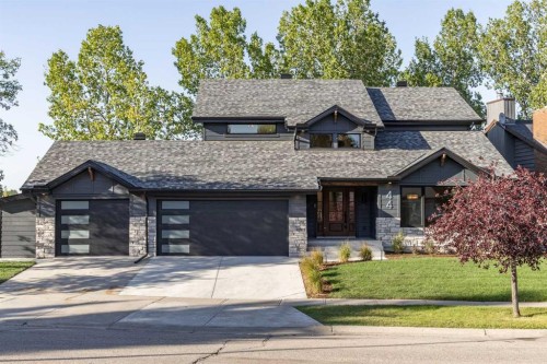 44 Canterbury Drive Sw, Calgary, AB 