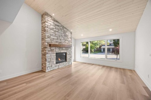 44 Canterbury Drive Sw, Calgary, AB 