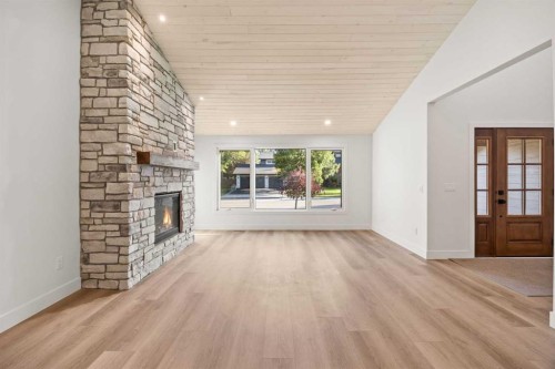 44 Canterbury Drive Sw, Calgary, AB 
