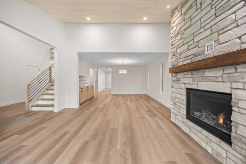 44 Canterbury Drive Sw, Calgary, AB 