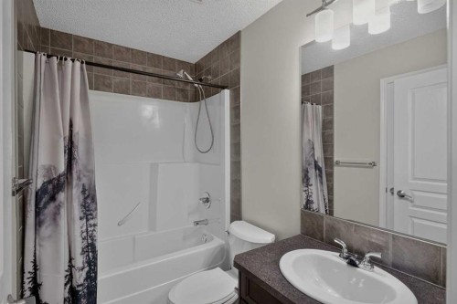 577 Auburn Bay Avenue Se, Calgary, AB 