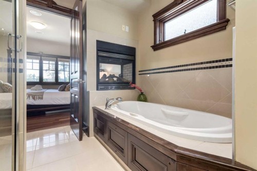 1840 Westmount Boulevard Nw, Calgary, AB 