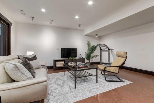 1840 Westmount Boulevard Nw, Calgary, AB 
