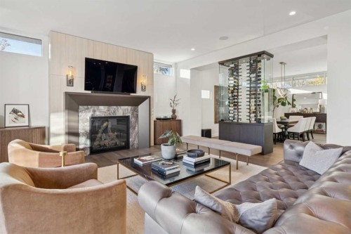 2407 13 Avenue Nw, Calgary, AB 
