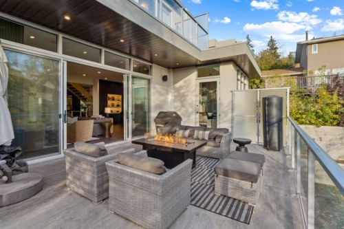 2407 13 Avenue Nw, Calgary, AB 