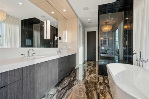2407 13 Avenue Nw, Calgary, AB 