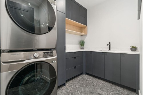 2407 13 Avenue Nw, Calgary, AB 
