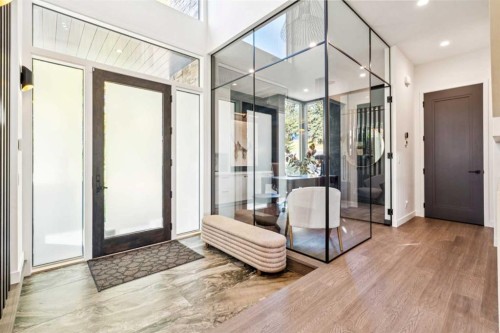 2407 13 Avenue Nw, Calgary, AB 