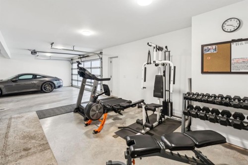 2407 13 Avenue Nw, Calgary, AB 