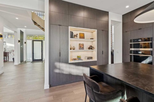 2407 13 Avenue Nw, Calgary, AB 