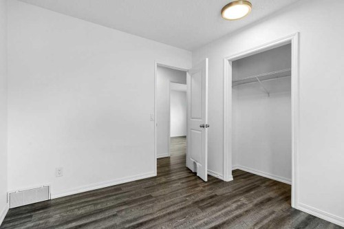 844 Rundlecairn Way Ne, Calgary, AB 