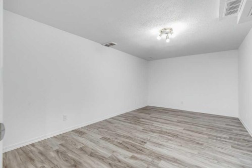 844 Rundlecairn Way Ne, Calgary, AB 