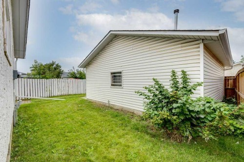 844 Rundlecairn Way Ne, Calgary, AB 