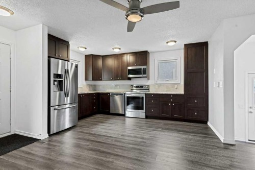 844 Rundlecairn Way Ne, Calgary, AB 