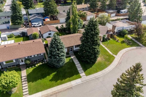 116 Queensland Place Se, Calgary, AB 