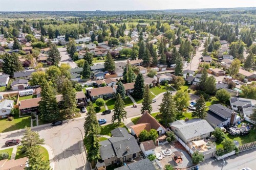 116 Queensland Place Se, Calgary, AB 