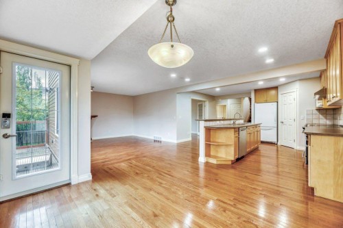 151 Cove Place, Chestermere, AB 