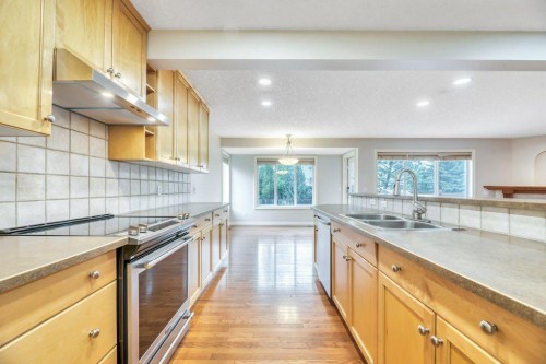151 Cove Place, Chestermere, AB 