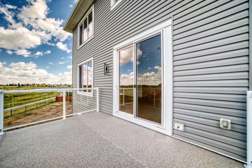 65 Lakes Estates Circle, Strathmore, AB 