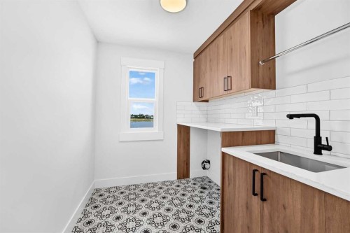 65 Lakes Estates Circle, Strathmore, AB 