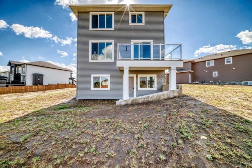 65 Lakes Estates Circle, Strathmore, AB 