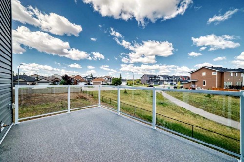 65 Lakes Estates Circle, Strathmore, AB 