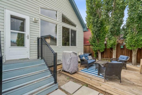 2046 New Brighton Gardens Se, Calgary, AB 