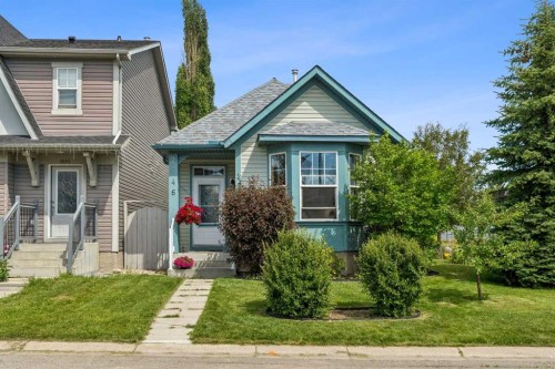 2046 New Brighton Gardens Se, Calgary, AB 
