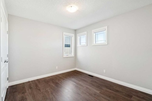 383 Evansglen Drive Nw, Calgary, AB 