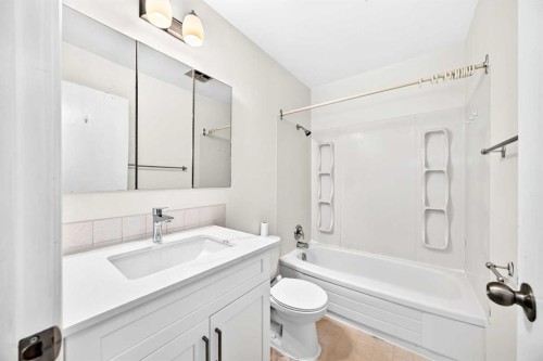 9611 24 Street Sw, Calgary, AB 