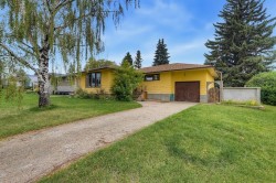 3304 36 Avenue SW Calgary, AB T3E 1C1