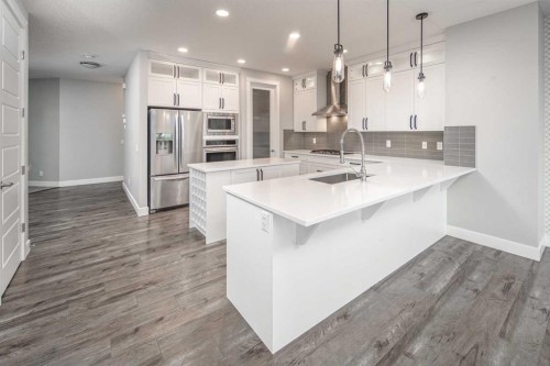 282 Masters Avenue Se, Calgary, AB 