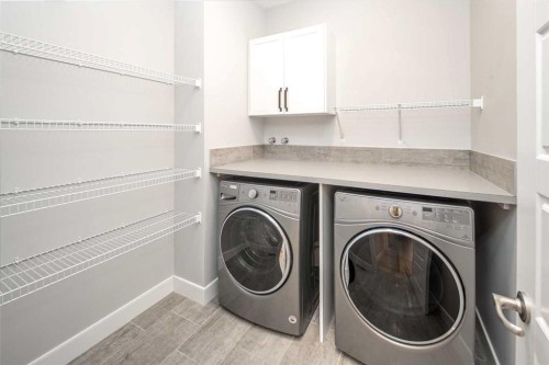 282 Masters Avenue Se, Calgary, AB 