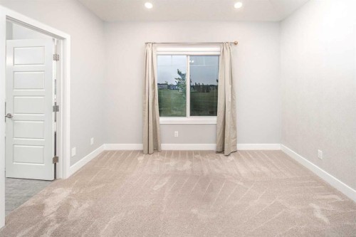 282 Masters Avenue Se, Calgary, AB 