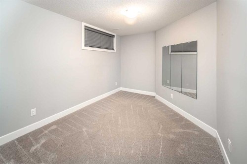 282 Masters Avenue Se, Calgary, AB 