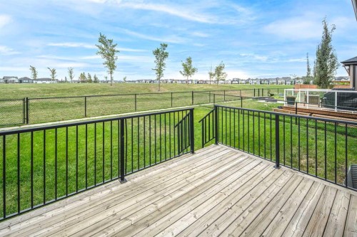 282 Masters Avenue Se, Calgary, AB 