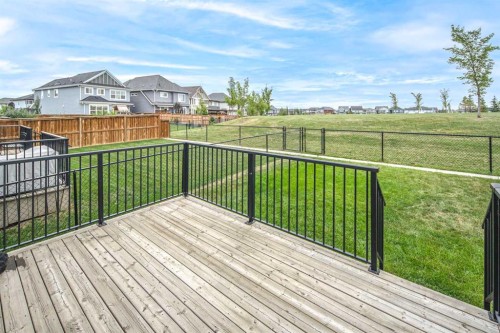 282 Masters Avenue Se, Calgary, AB 