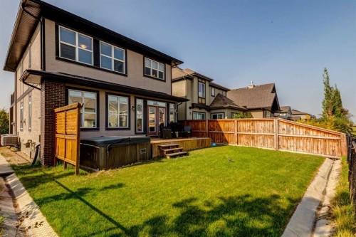 14 Marquis Heights Se, Calgary, AB 