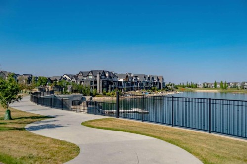 14 Marquis Heights Se, Calgary, AB 