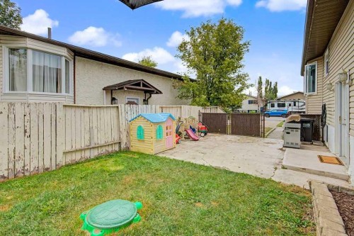 421 Big Springs Drive Se, Airdrie, AB 