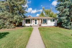 52 Windermere Road SW Calgary, AB T3C 3K5