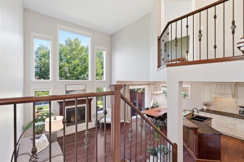 112 Drake Landing Common, Okotoks, AB 