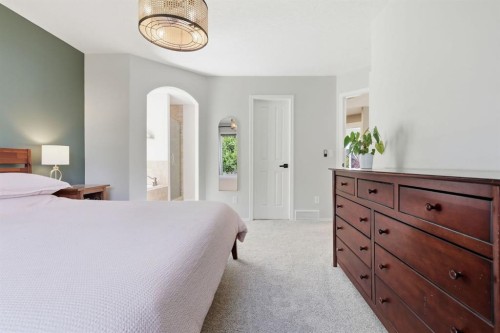112 Drake Landing Common, Okotoks, AB 